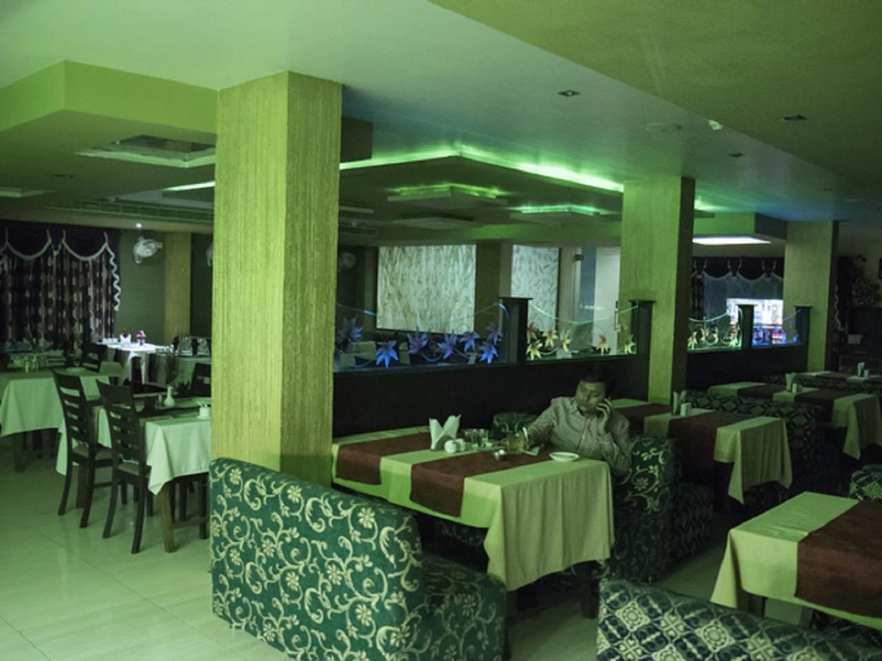 Hotel Sunshine Baharampur Exterior photo