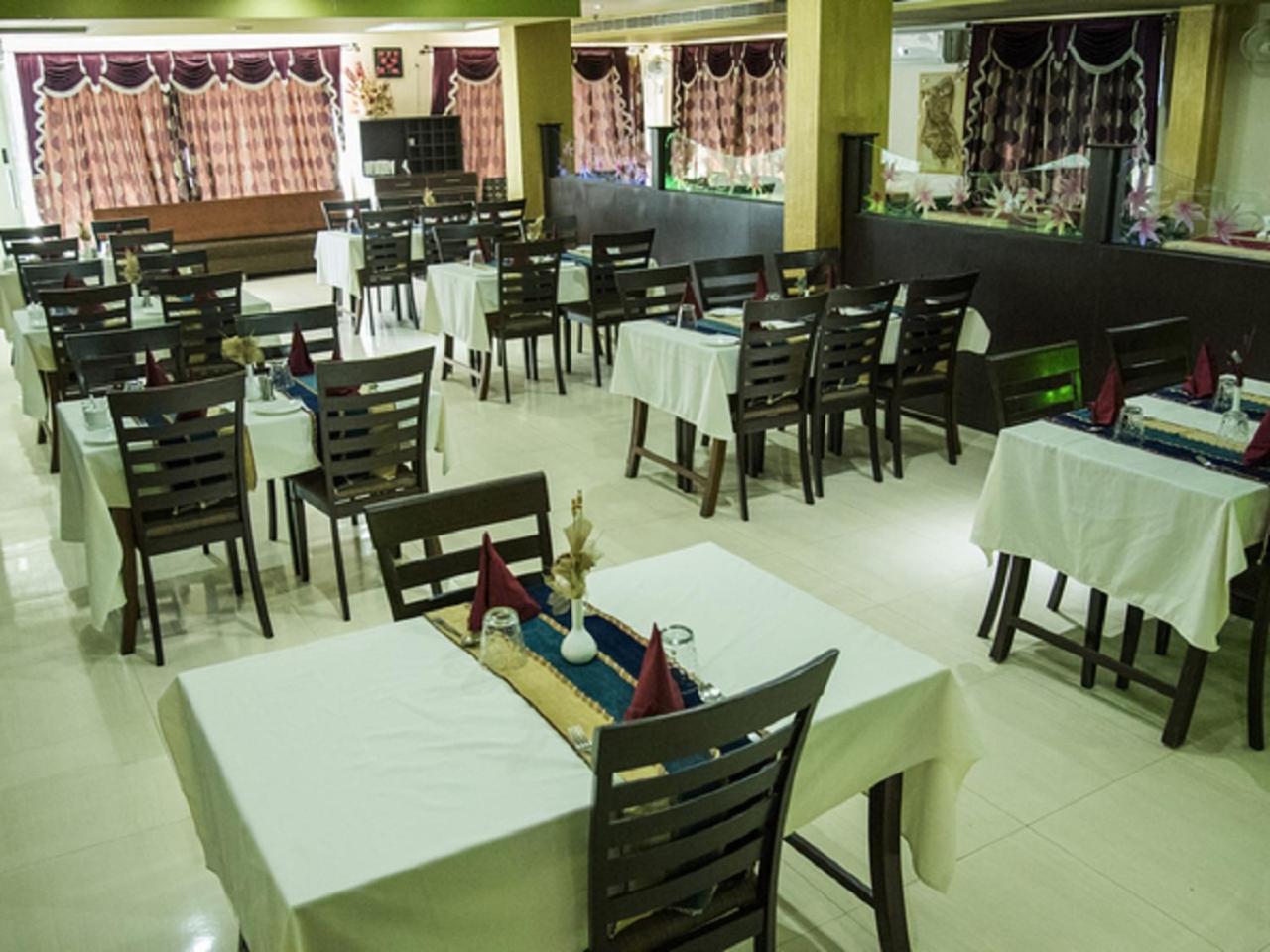 Hotel Sunshine Baharampur Exterior photo