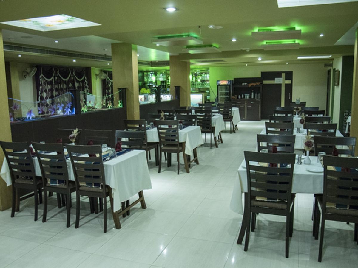 Hotel Sunshine Baharampur Exterior photo